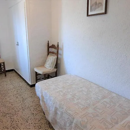Apartment Familiar Frente Al Mar Con Jardin, Barbacoa, Aparcamiento Y Mascotas Permitidas - Es-170-70 Llanca